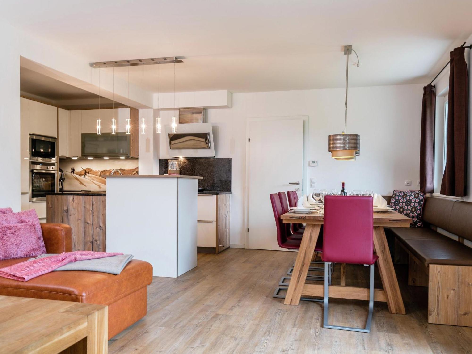 Beautiful Apartment Near Ski Area In Salzburg เซลล์อัมเซ ภายนอก รูปภาพ