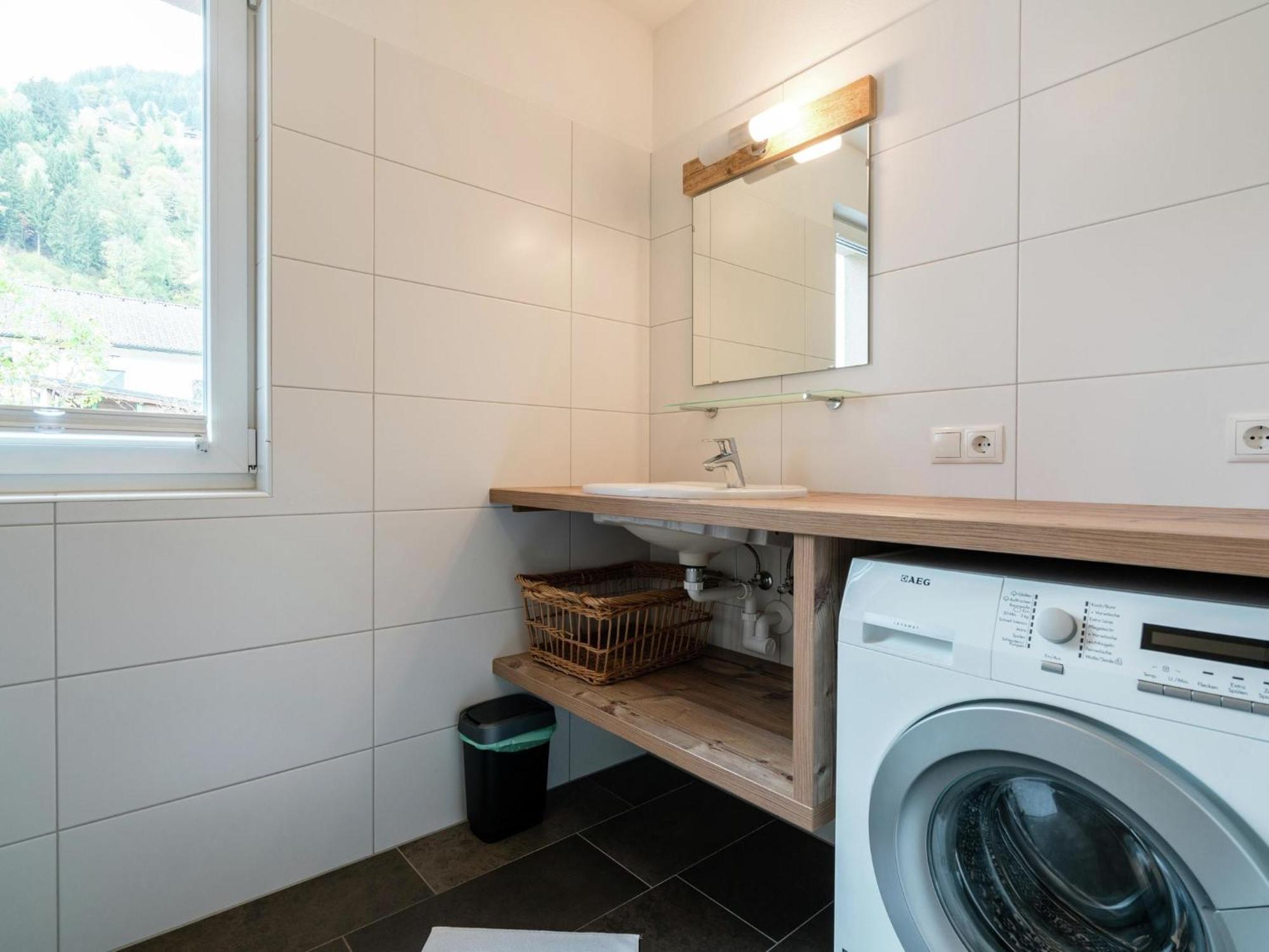 Beautiful Apartment Near Ski Area In Salzburg เซลล์อัมเซ ภายนอก รูปภาพ
