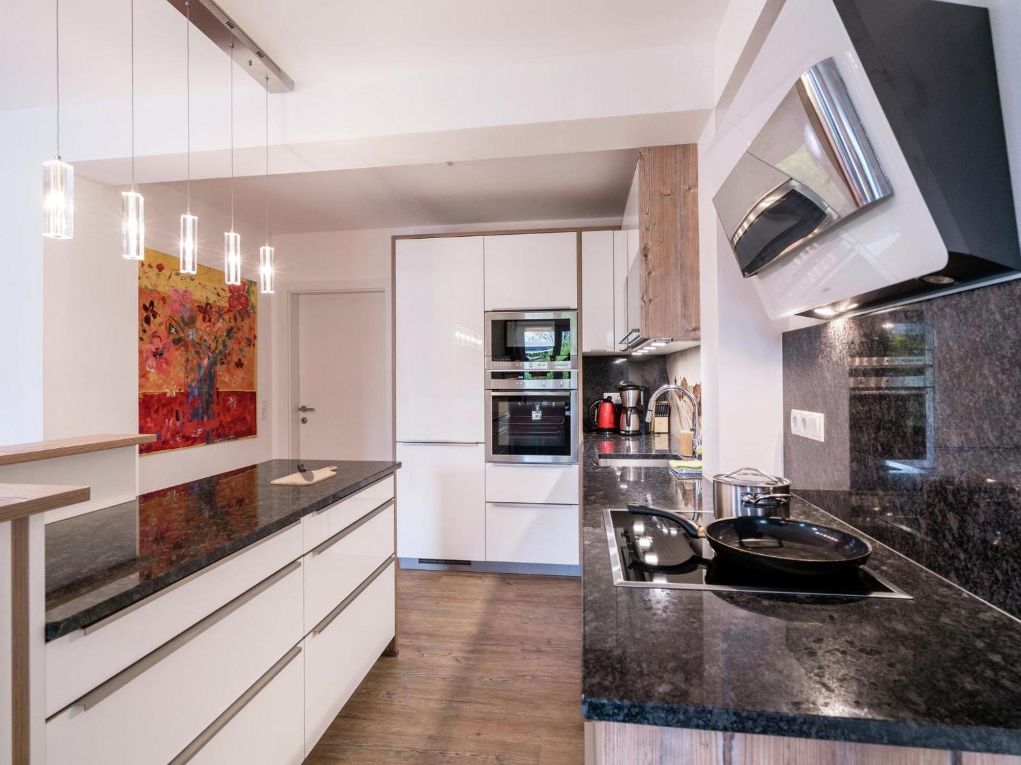 Beautiful Apartment Near Ski Area In Salzburg เซลล์อัมเซ ภายนอก รูปภาพ