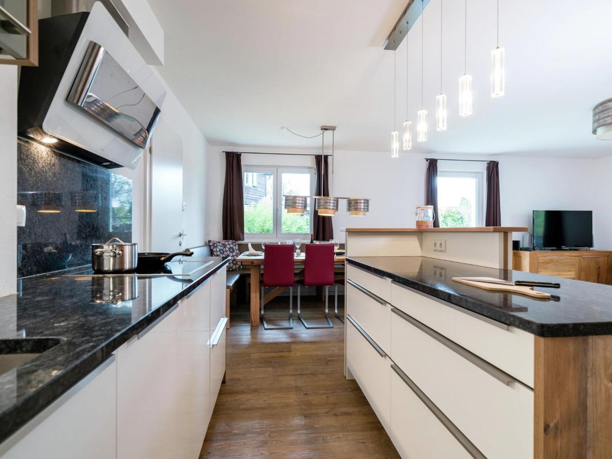 Beautiful Apartment Near Ski Area In Salzburg เซลล์อัมเซ ภายนอก รูปภาพ
